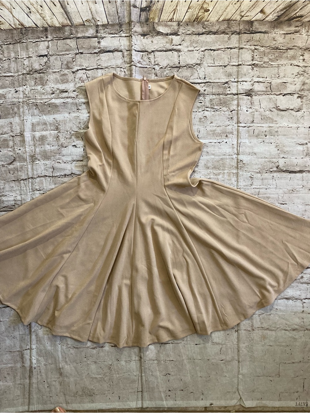 NWT DOSE beige sleeveless fit and flare above knee dress size M - Picture 2 of 8